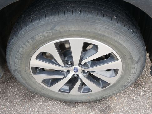 Used 2020 Subaru Outback image 5