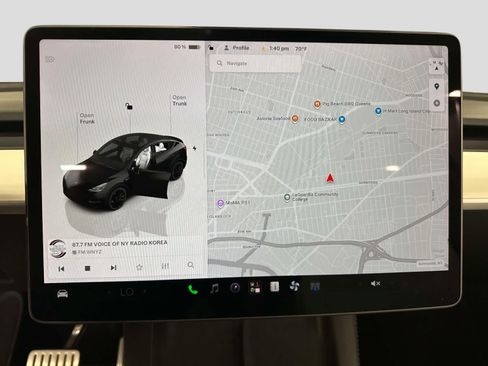 Used 2024 Tesla Model Y Performance AWD/4WD image 23