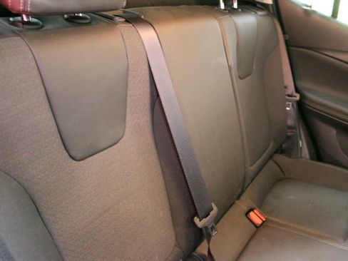 Used 2024 Buick Encore GX Preferred FWD image 14