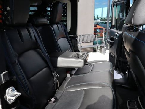 Used 2022 Jeep Wrangler Unlimited Rubicon 4xe w/ Steel Bumper Group image 12