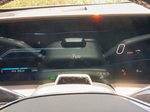 Used 2025 Cadillac Lyriq Sport image 27