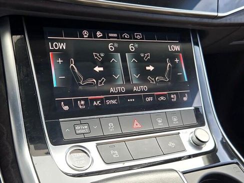 Used 2023 Audi Q8 Premium Plus w/ Premium Plus Package AWD/4WD image 18