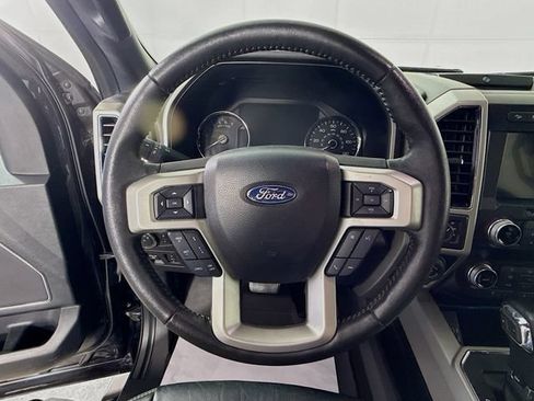 Used 2020 Ford F150 Lariat w/ Equipment Group 502A Luxury AWD/4WD image 16