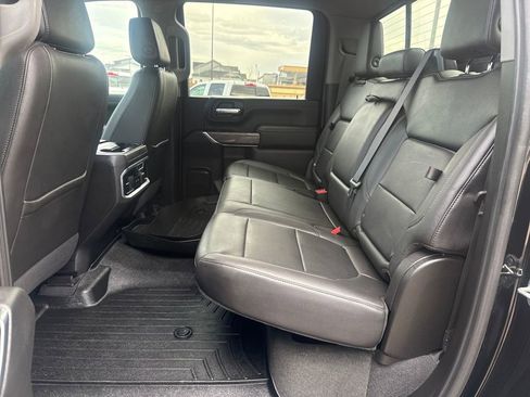 Used 2020 Chevrolet Silverado 2500 LTZ w/ LTZ Convenience Package image 23