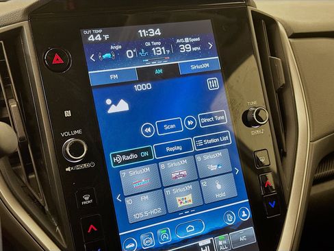 Used 2024 Subaru Crosstrek 2.0i Premium image 21