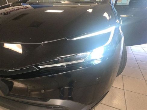 Used 2024 Toyota Prius Limited image 25