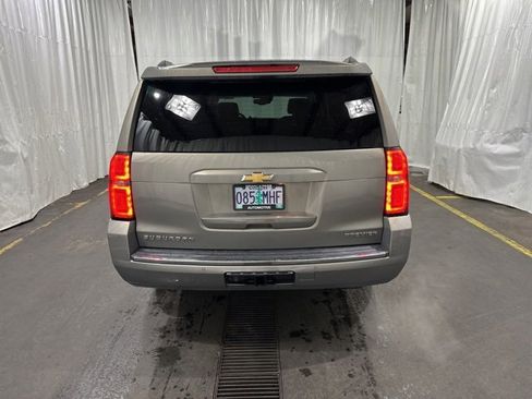 Used 2019 Chevrolet Suburban Premier image 4