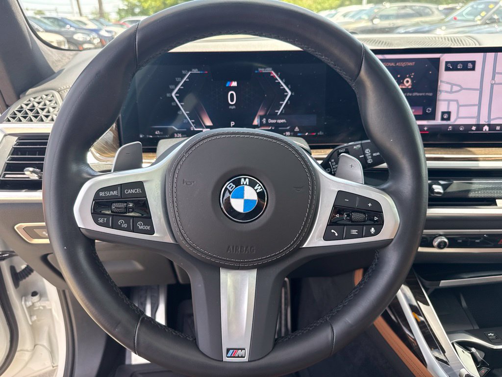 Certified 2024 BMW X7 xDrive40i w/ M Sport Package AWD/4WD image 16
