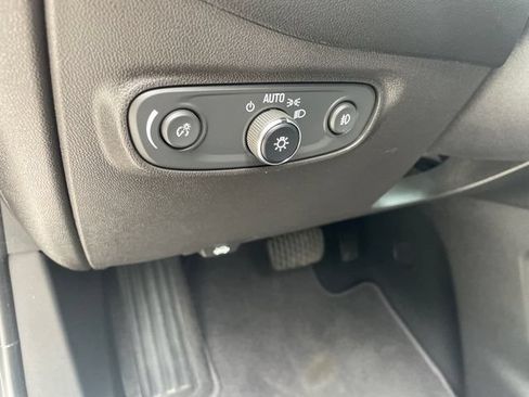Used 2021 Chevrolet Equinox LT AWD/4WD image 26