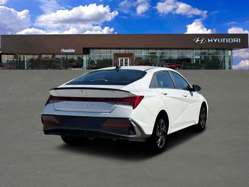 New 2026 Hyundai Elantra SEL Sport Premium FWD image 7