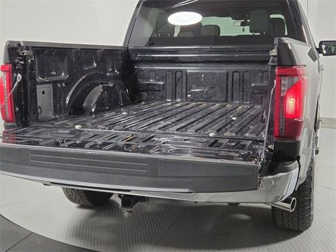 Used 2025 Ford F150 XLT w/ Equipment Group 301A Standard image 17