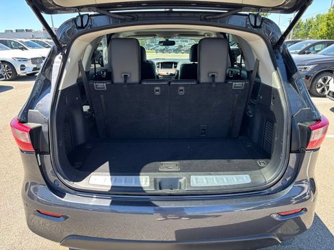Used 2013 INFINITI JX35 AWD w/ Premium Pkg image 25