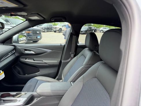 New 2026 Buick Envista Preferred FWD image 11