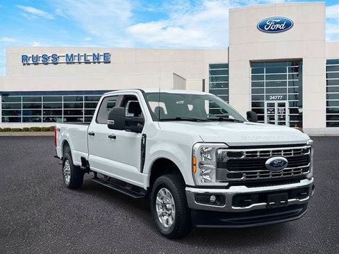 Used 2024 Ford F250 XLT AWD/4WD image 1
