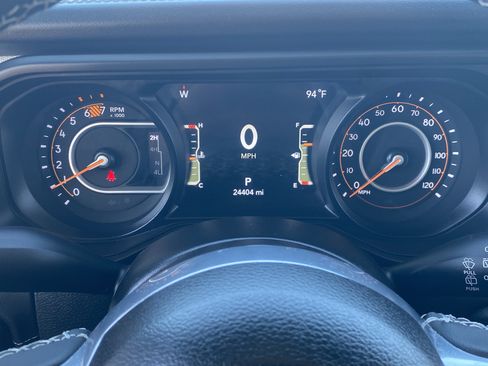 Certified 2025 Jeep Wrangler Unlimited Sahara AWD/4WD image 28