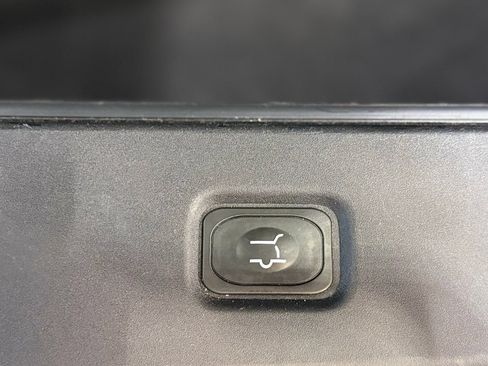 Used 2025 Ford Expedition Max Active AWD/4WD image 36