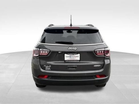 Used 2024 Jeep Compass Latitude AWD/4WD image 10