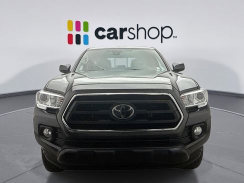 Used 2022 Toyota Tacoma SR5 AWD/4WD image 8
