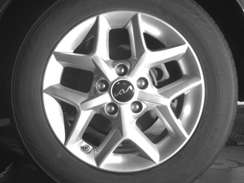 Used 2025 Kia Soul LX w/ LX Technology Package image 14