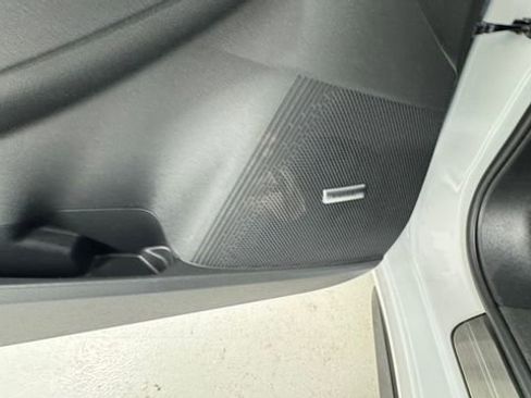 New 2026 Nissan Sentra SR FWD image 18