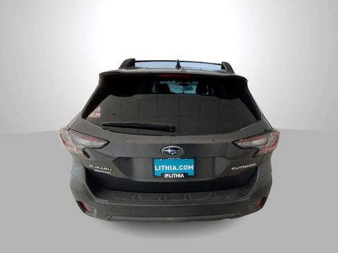 Used 2021 Subaru Outback Premium AWD/4WD image 7