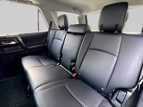 Certified 2024 Toyota 4Runner TRD Off-Road Premium w/ Moonroof Package image 21