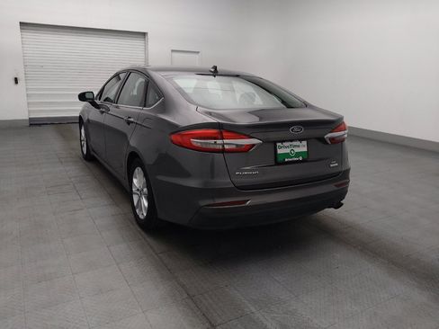 Used 2019 Ford Fusion SE FWD image 5