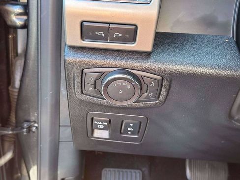 Used 2018 Ford F150 Lariat AWD/4WD image 22