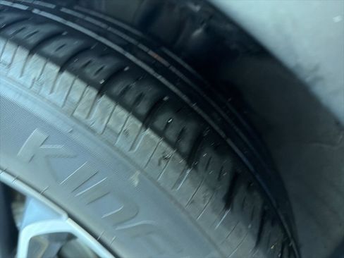 Used 2021 Honda CR-V EX-L image 8