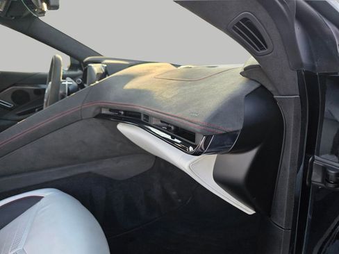 Used 2023 Chevrolet Corvette Stingray Premium Conv image 13