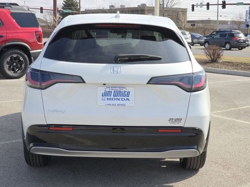 New 2026 Honda HR-V EX-L image 9