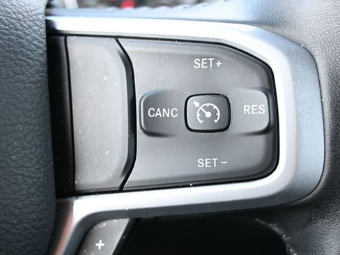 Used 2024 RAM 1500 Lone Star image 11