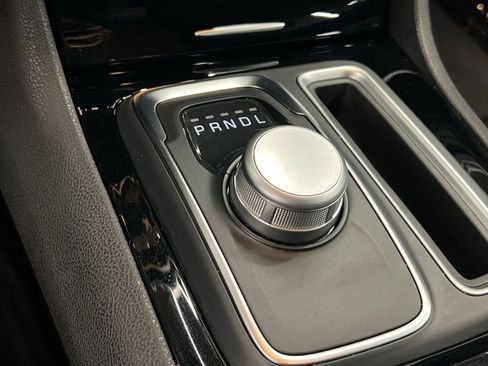 Used 2023 Chrysler 300 Touring image 18