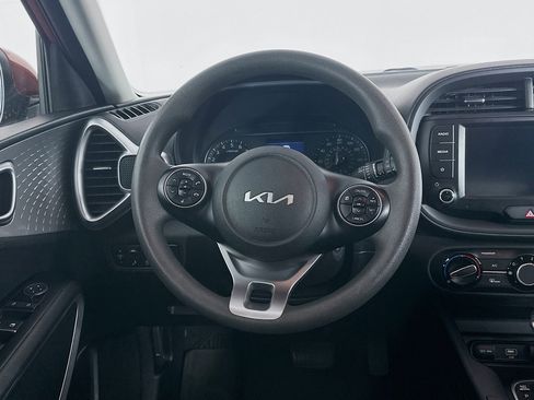 Used 2022 Kia Soul LX w/ Technology Package FWD image 18
