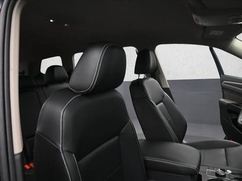 Used 2022 Volkswagen Atlas SE AWD/4WD image 30