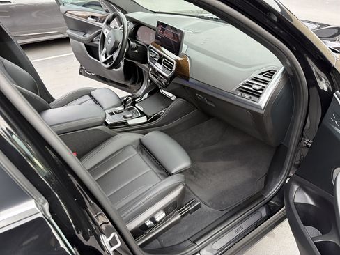 Certified 2023 BMW X4 xDrive30i w/ Premium Package image 37