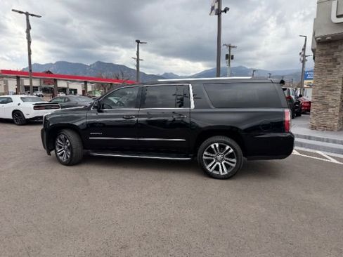 Used 2017 GMC Yukon XL Denali w/ Open Road Package image 8