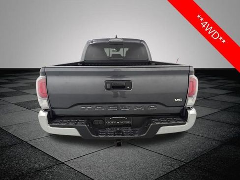 Used 2023 Toyota Tacoma TRD Off-Road image 5