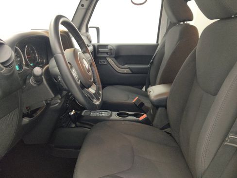 Used 2014 Jeep Wrangler Unlimited Sport w/ Quick Order Package 24S AWD/4WD image 17