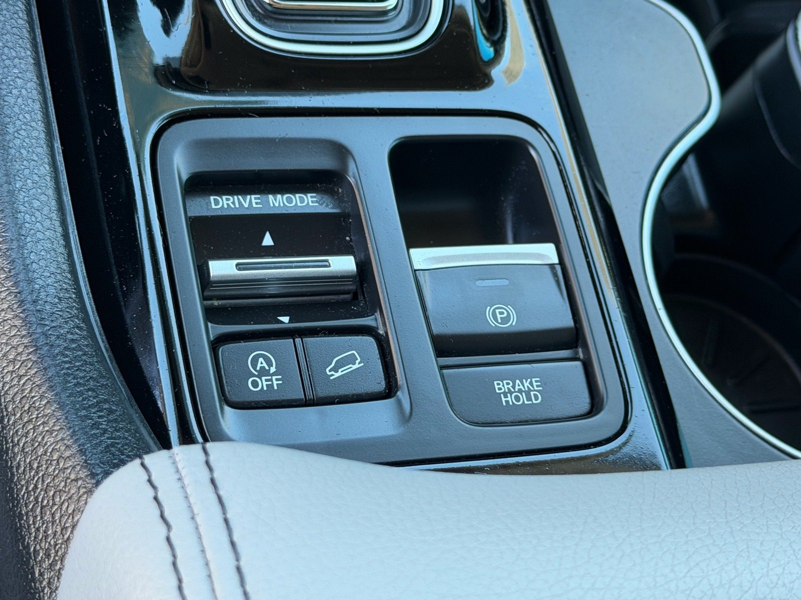 Certified 2023 Honda Pilot Elite image 35