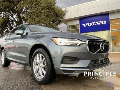 Used 2019 Volvo XC60 T5 Momentum