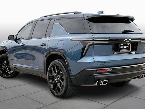 Used 2024 Chevrolet Traverse RS image 11