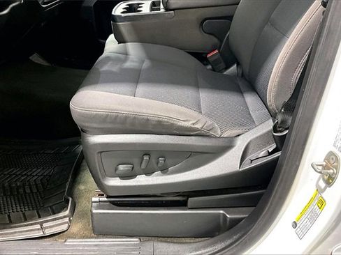 Used 2018 Chevrolet Silverado 1500 LT image 20