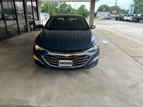 Used 2024 Chevrolet Malibu LS w/ LPO, Floor Liner Package FWD image 2