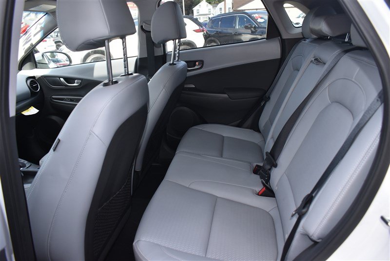 Used 2021 Hyundai Kona Ultimate w/ Cargo Package AWD/4WD image 27