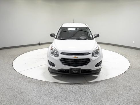 Used 2017 Chevrolet Equinox LS AWD/4WD image 25