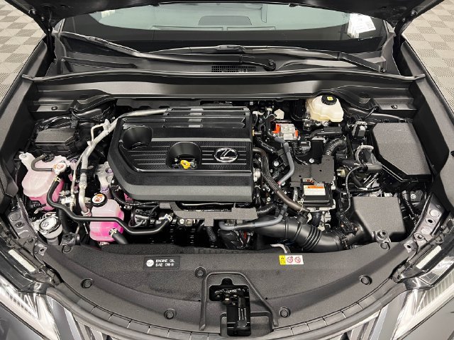 Certified 2025 Lexus UX 300h FWD image 24