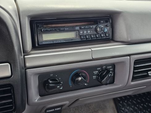 Used 1995 Ford F250 4x4 SuperCab image 21