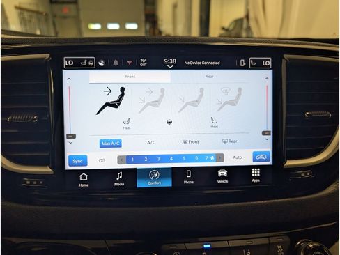 Used 2025 Chrysler Pacifica Select FWD image 15
