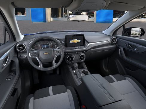 New 2025 Chevrolet Blazer LT w/ Midnight/Sport Edition image 15